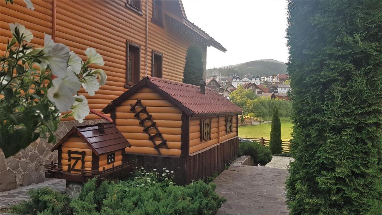 Karpatski Zori Hotel Bukovel Exterior photo
