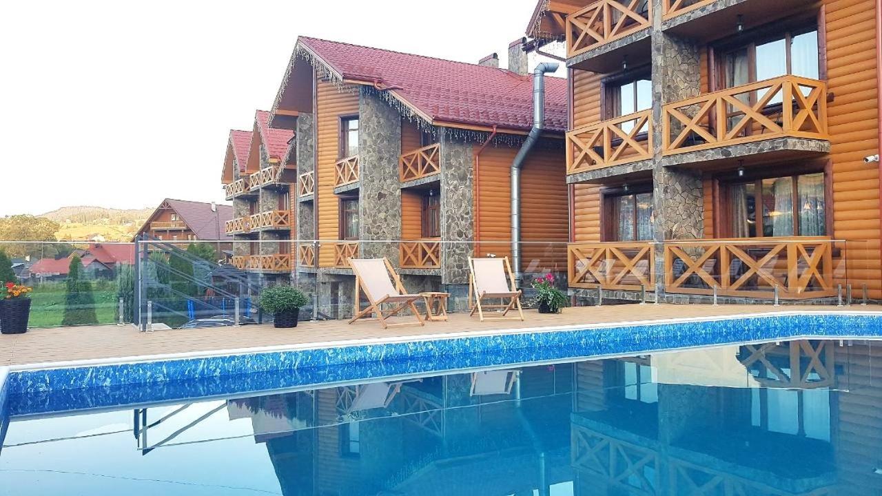 Karpatski Zori Hotel Bukovel Exterior photo