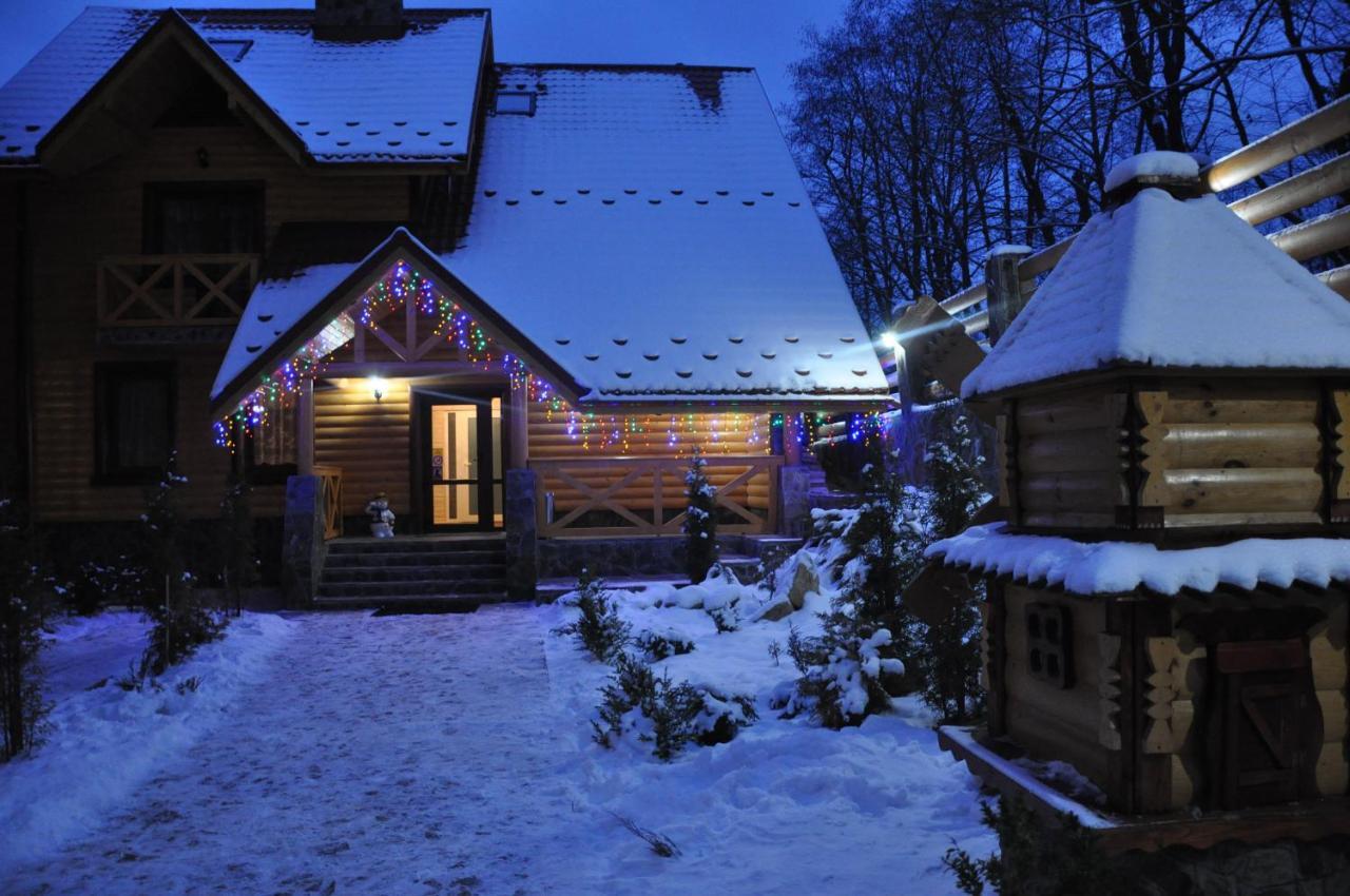Karpatski Zori Hotel Bukovel Exterior photo